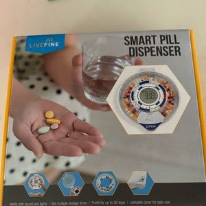 Livefine Smart WiFi Automatic Pill Dispenser w/28 medication organizer